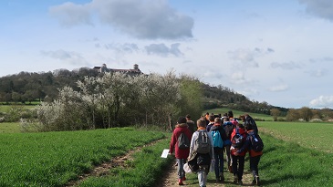 voyage des 5eme a Vezelay 3.JPG